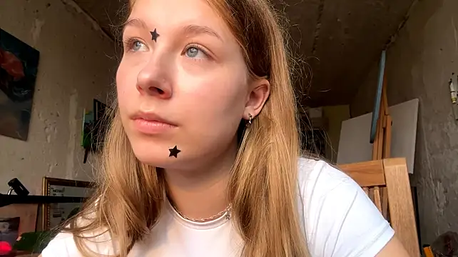 VaelZira webcam