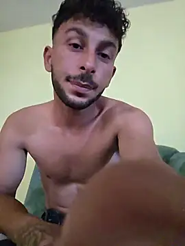 Iulianmarius12 webcam