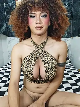 Alluring_Carmela webcam