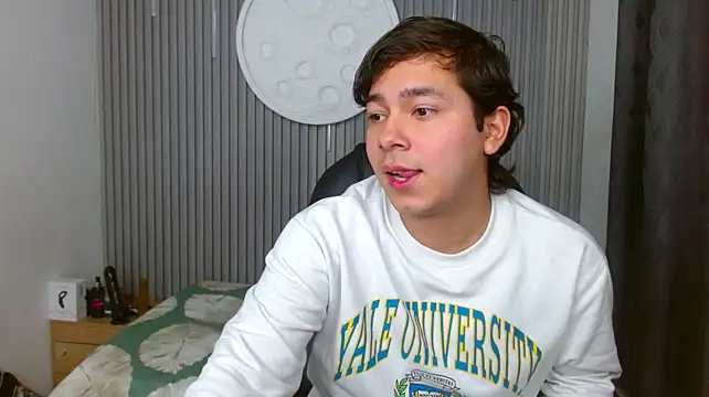 Julian_Smith21 webcam