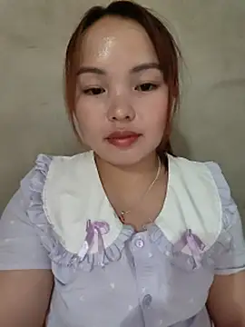 Mina_xYx webcam