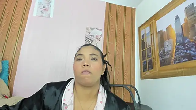 EllyBloom webcam