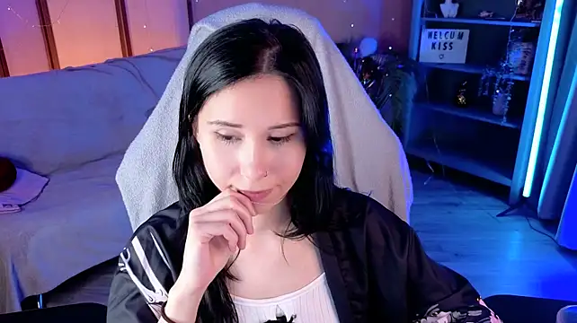 KiraTemptt webcam