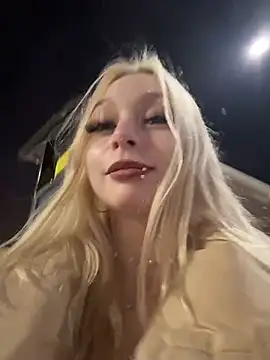 AngelinaTous webcam