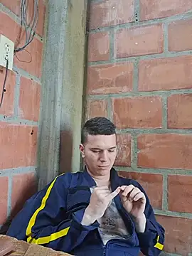 Mikedotow webcam