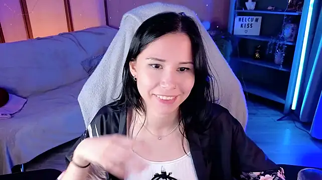 KiraTemptt webcam