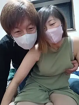 yua0728 live cam on StripChat