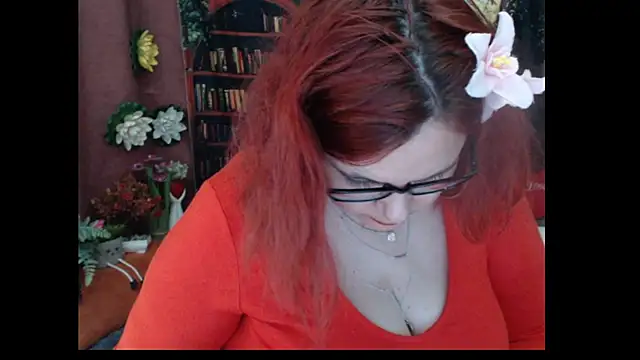 PlayfullMature live cam on StripChat