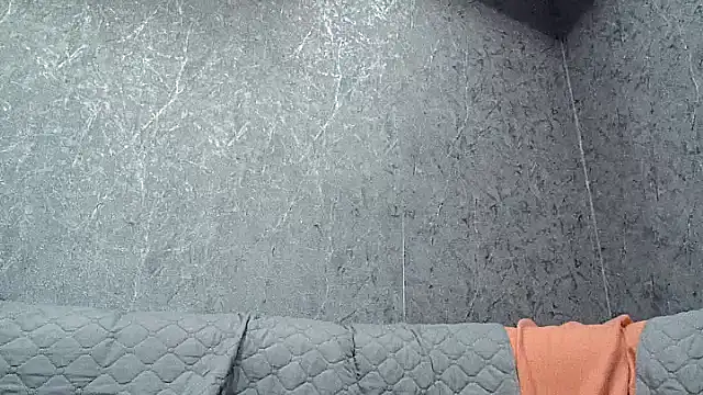 BlondieAdel webcam