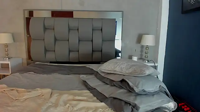 Charlie___Musk webcam