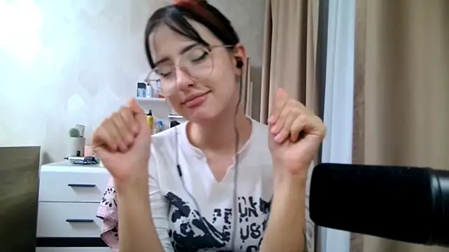 NeomiMckillip