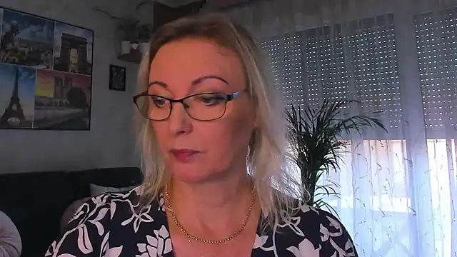 vanessa_chat