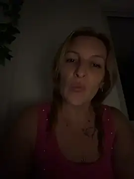 Hot-Milf4U