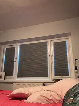 Curvy-GingeXX live cam preview