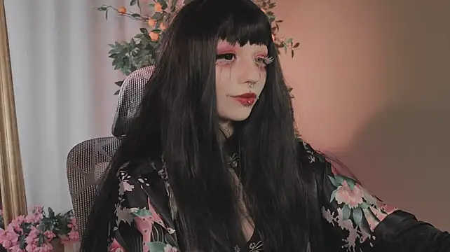 EffieRay live sex cam