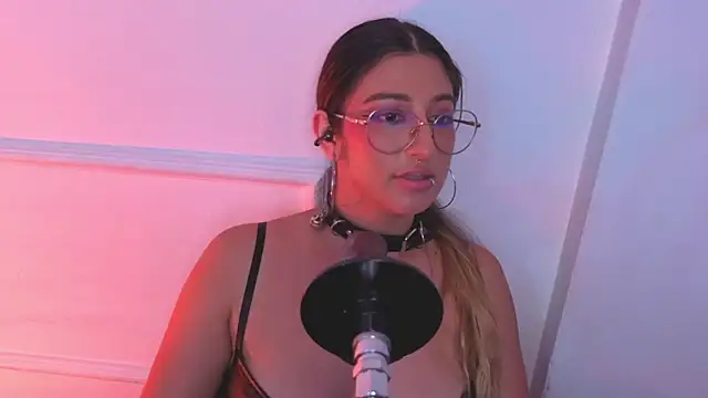 Gabrielakassi live cam on StripChat