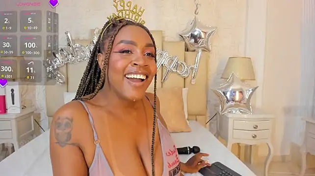 JuicyKendra_ webcam