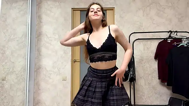 BuzzingRaid live cam on StripChat