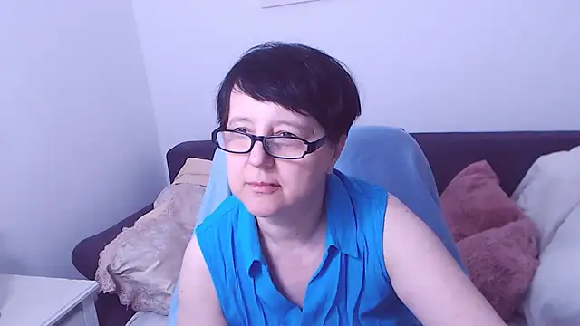 ChristaRose live cam on StripChat