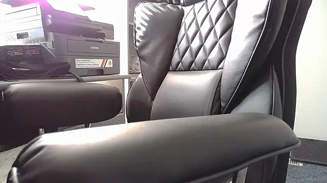 TrevorSteele webcam