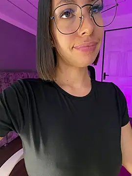luvely_unique_ (F young) - Domi and dildo in pussy💦
