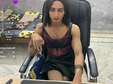 LuvLayla live sex cam