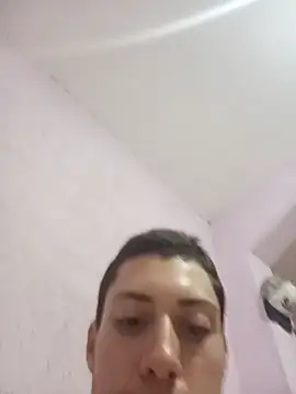 Carlitos7381 webcam