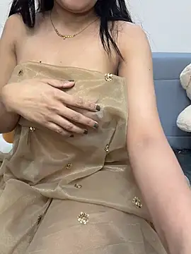 escape_with_me live cam on StripChat