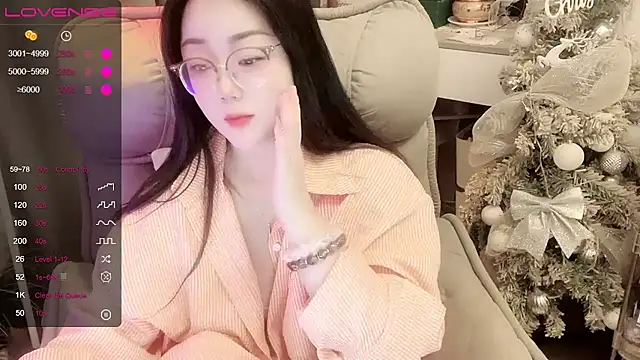 Monica-666888- webcam