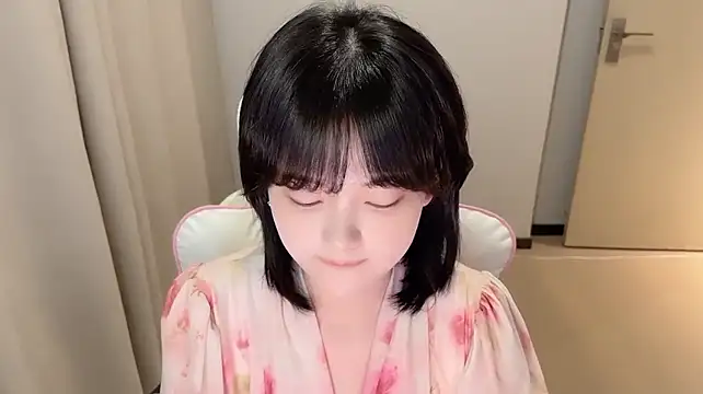 max688 live cam on StripChat