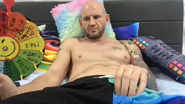 brianomally webcam