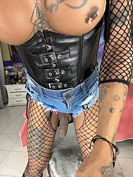 Nella_Dolls webcam