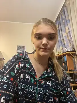 FlirtyLolaa webcam