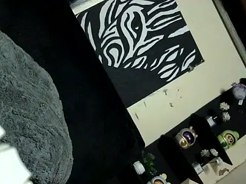 Suckable_Martina webcam