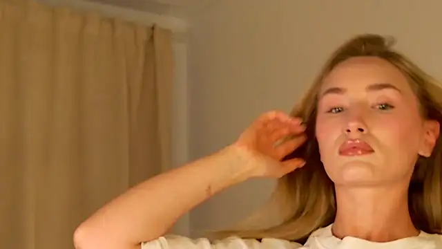 bella__rose webcam