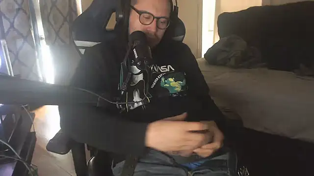 chicostick413 webcam
