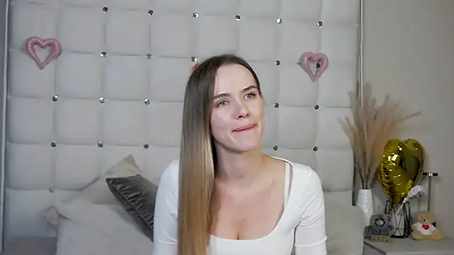 TheMarisa webcam