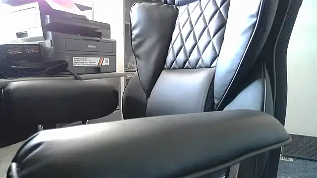 TrevorSteele webcam