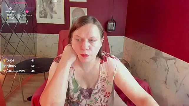 KellyPerfection webcam