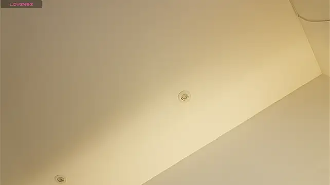 elodie_walker webcam