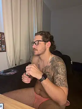 nickatnite_ (M young) - Edge all day?