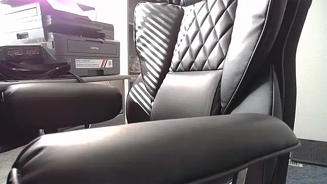 TrevorSteele live sex cam