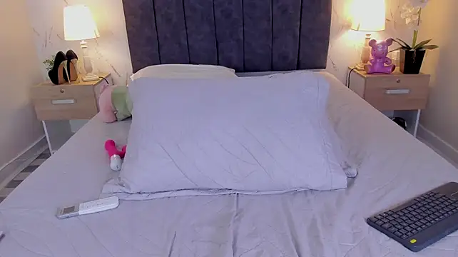 Emilly_Beaumont webcam