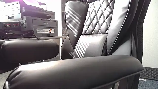 TrevorSteele webcam