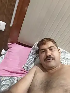 Amandev7 live cam on StripChat