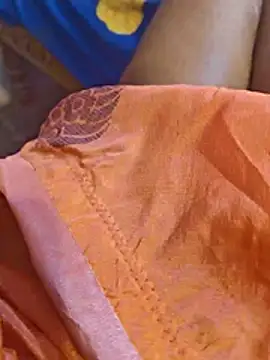 Sravanthi-bb