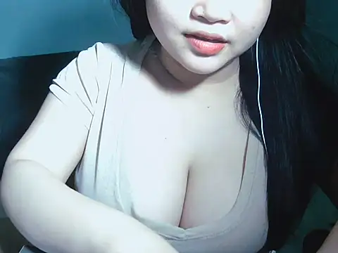 Lily3322 webcam