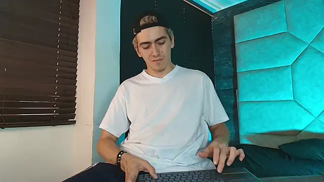 Tyler_Mcrey webcam