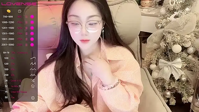 Monica-666888- webcam