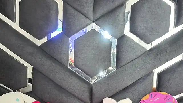 la_bommbastic webcam